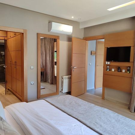 Riad Bella Montana Ain Cheggag Bagian luar foto