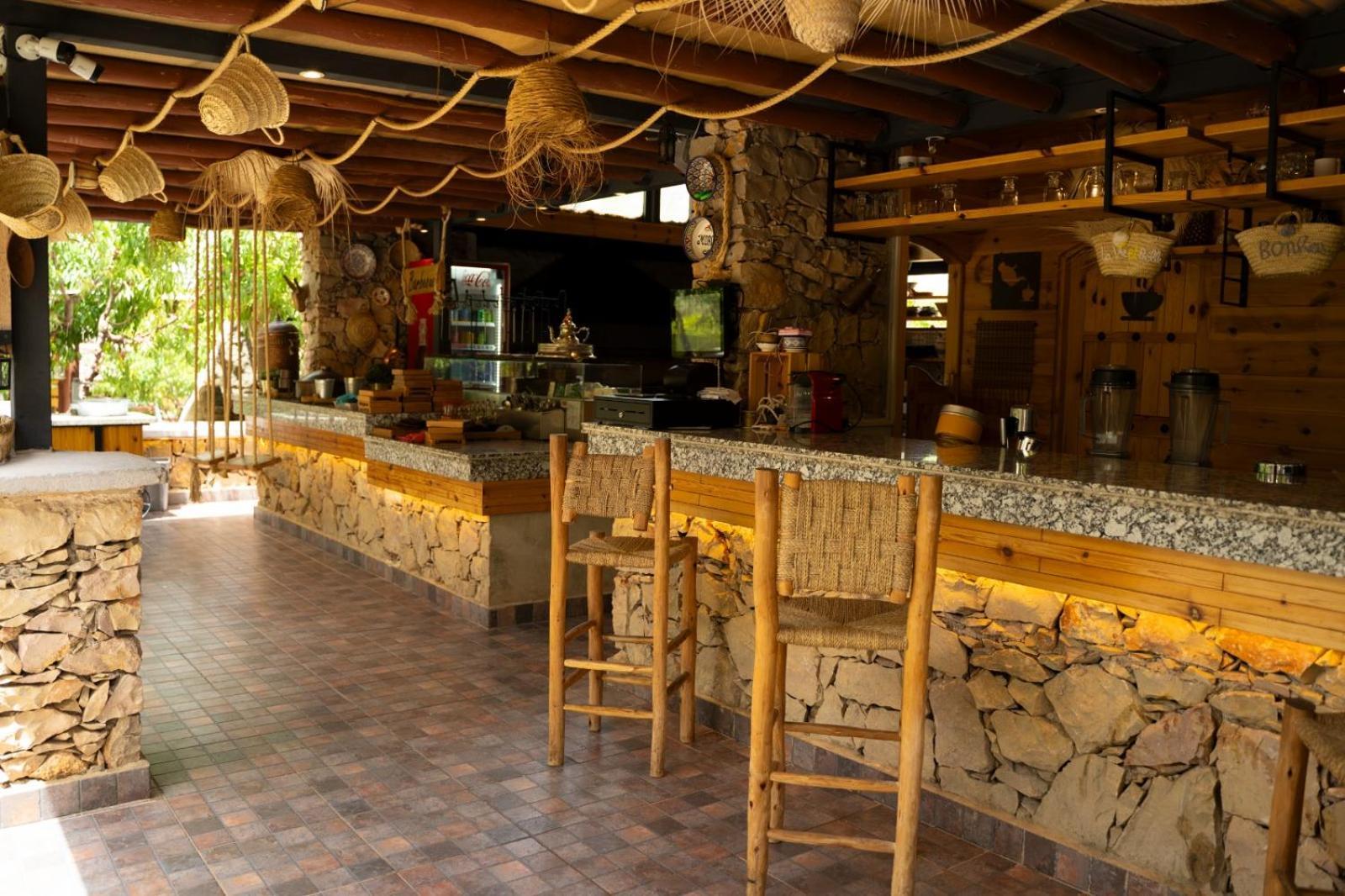 Riad Bella Montana Ain Cheggag Bagian luar foto