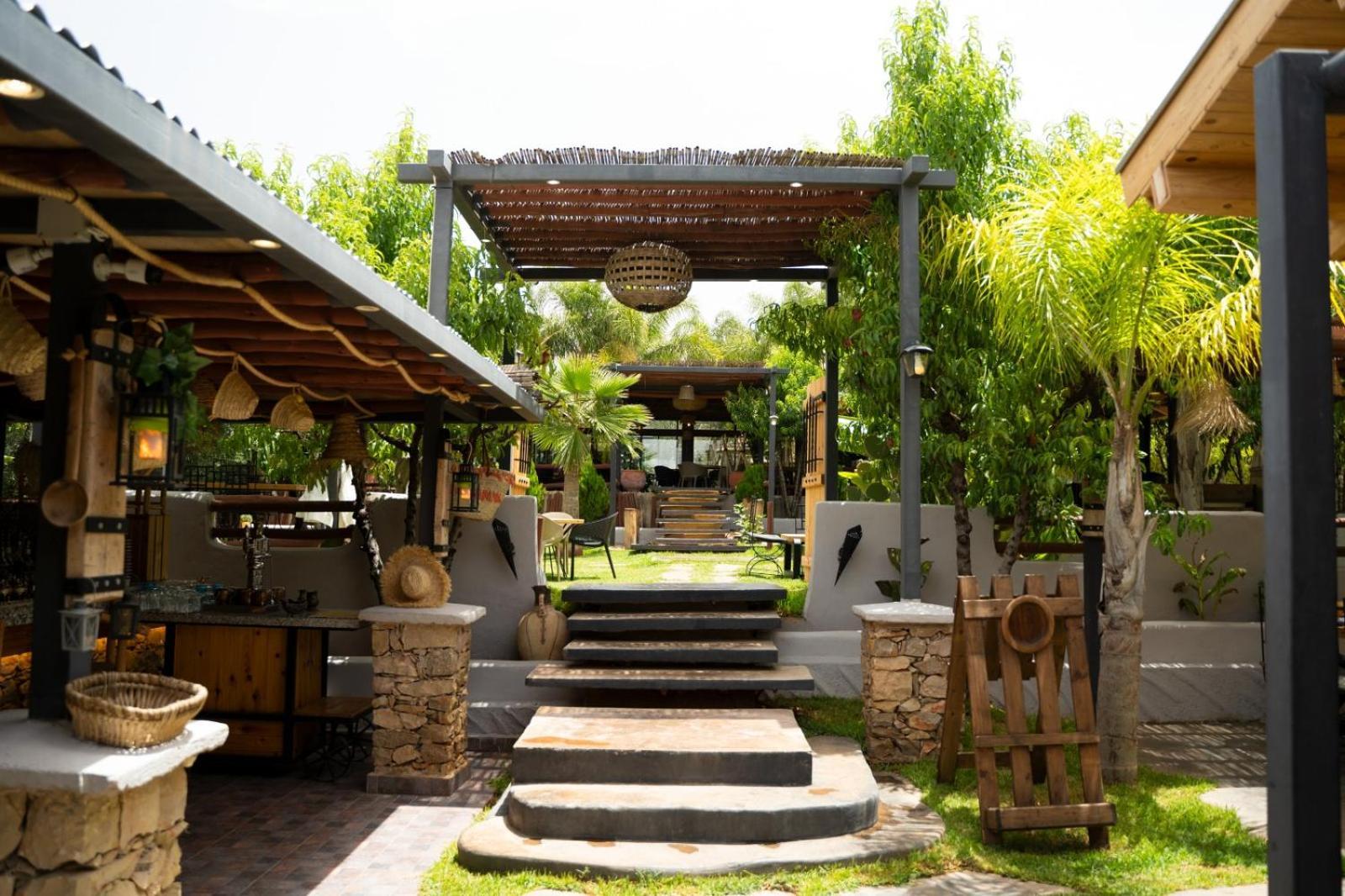 Riad Bella Montana Ain Cheggag Bagian luar foto
